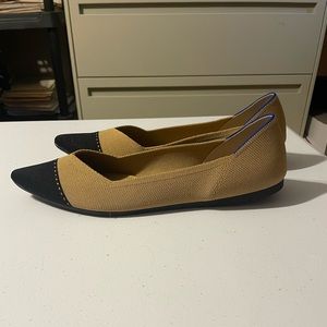 Rothy’s EUC Camel Captoe Points Size 12.5